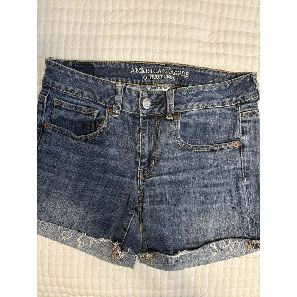 American Eagle Super Stretch Jean Shorts Women's Size 6 Distressed Whisker Cuff